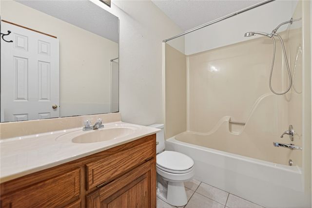 8 Melling Lane, Bella Vista, AR 72715