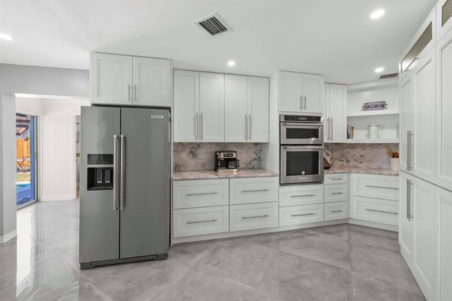 6797 Bayshore Drive, Lake Worth, FL 33462