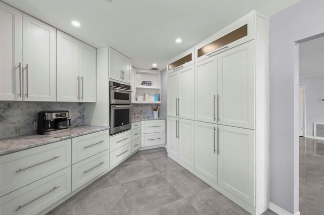 6797 Bayshore Drive, Lake Worth, FL 33462