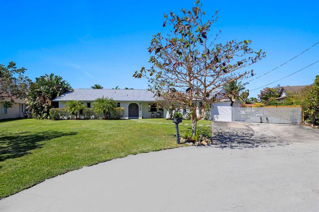 6797 Bayshore Drive, Lake Worth, FL 33462