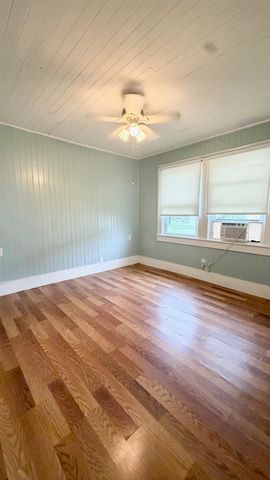 218 1st St, Houma, LA 70364