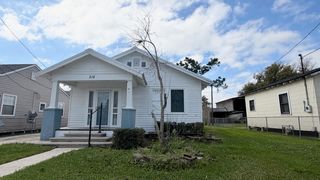 218 1st St, Houma, LA 70364