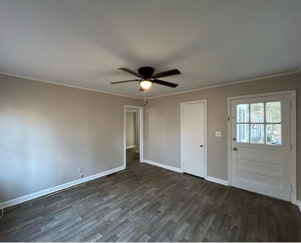 1267 SW S Park, Dothan, AL 36301
