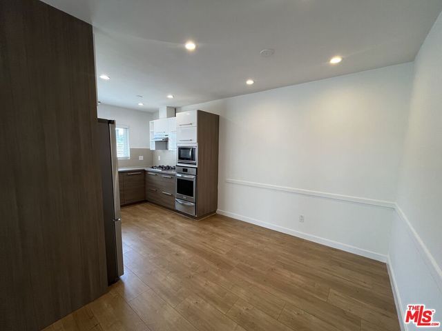 561 N Sweetzer Avenue, West Hollywood, CA 90048