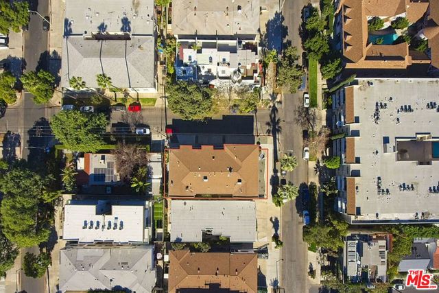 561 N Sweetzer Avenue, West Hollywood, CA 90048