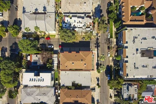 561 N Sweetzer Avenue, West Hollywood, CA 90048