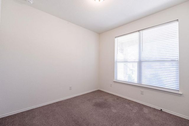 250 Auburn ST, Kyle, TX 78640