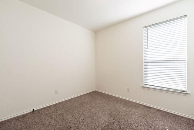 250 Auburn ST, Kyle, TX 78640