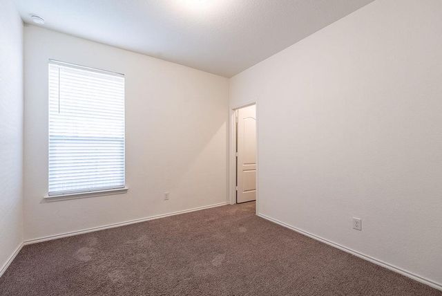 250 Auburn ST, Kyle, TX 78640