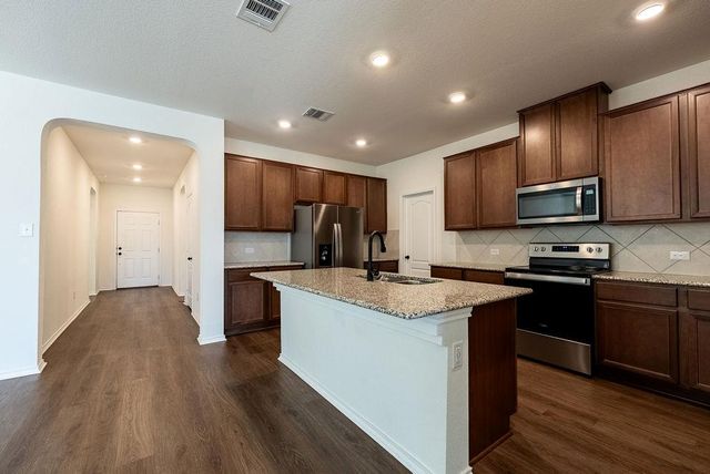 250 Auburn ST, Kyle, TX 78640