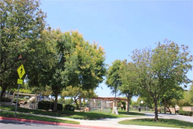 3914 Barbury Palms Way, Perris, CA 92571
