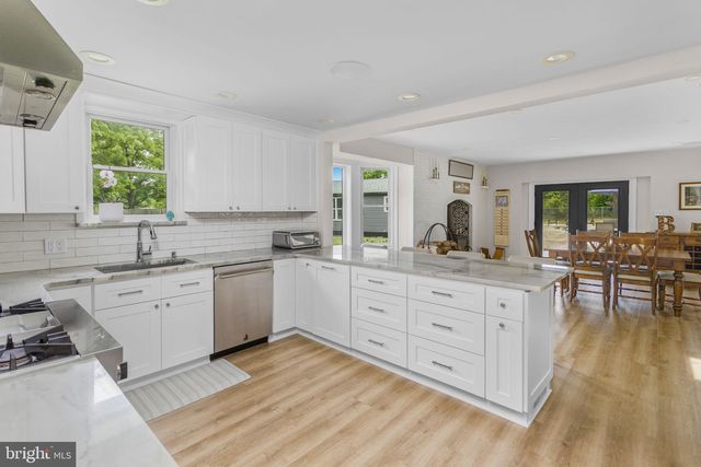 2576 MONMOUTH RD, Jobstown, NJ 08041