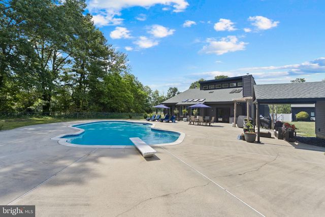 2576 MONMOUTH RD, Jobstown, NJ 08041