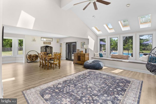 2576 MONMOUTH RD, Jobstown, NJ 08041