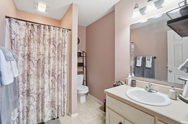 1918 Beechmont Drive, Fort Wayne, IN 46825