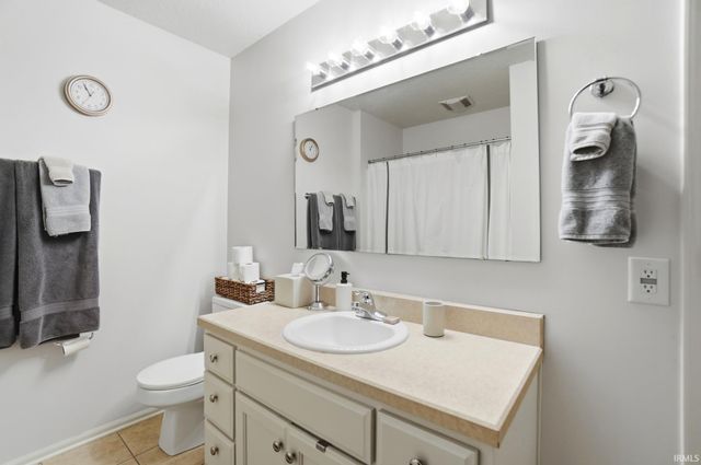 1918 Beechmont Drive, Fort Wayne, IN 46825