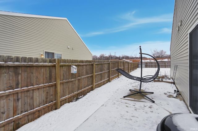 1918 Beechmont Drive, Fort Wayne, IN 46825