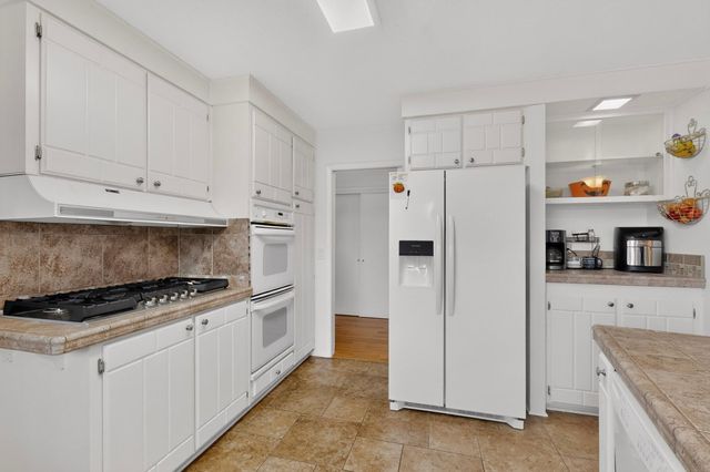 7108 Vista Del Arroyo Avenue NE, Albuquerque, NM 87109
