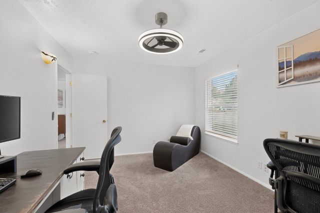 7108 Vista Del Arroyo Avenue NE, Albuquerque, NM 87109