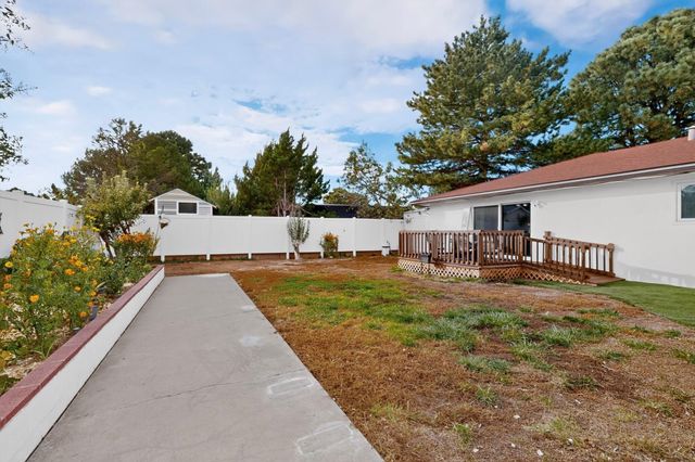 7108 Vista Del Arroyo Avenue NE, Albuquerque, NM 87109