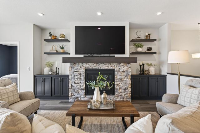 19201 72nd Avenue N, Corcoran, MN 55340