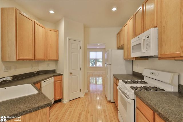 8149 CROSS CREEK Circle, Upper Macungie Twp, PA 18031