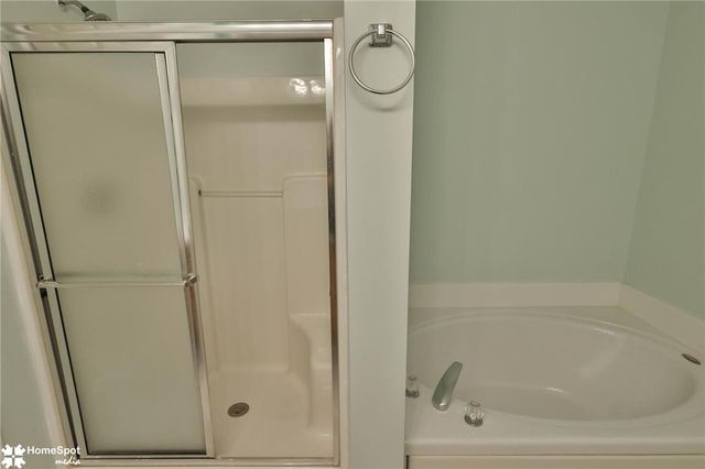 8149 CROSS CREEK Circle, Upper Macungie Twp, PA 18031