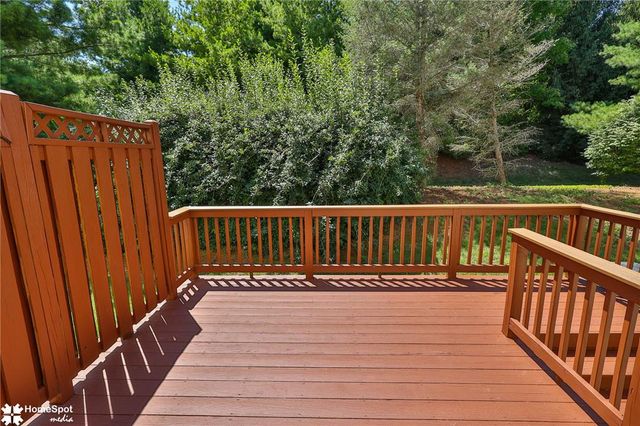8149 CROSS CREEK Circle, Upper Macungie Twp, PA 18031