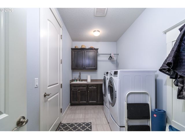 5809 Ne 120TH St, Vancouver, WA 98686
