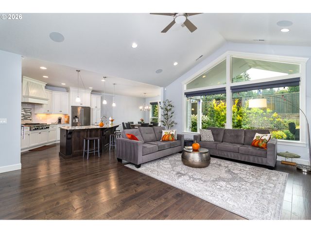 5809 Ne 120TH St, Vancouver, WA 98686