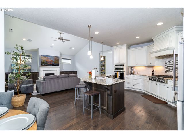 5809 Ne 120TH St, Vancouver, WA 98686