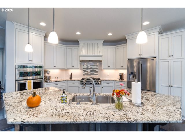 5809 Ne 120TH St, Vancouver, WA 98686