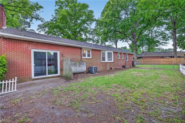 601 Rock DR, Chesapeake, VA 23323