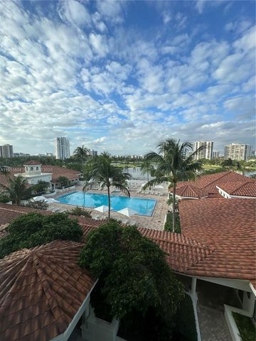 19900 E Country Club Dr 812, Aventura, FL 33180