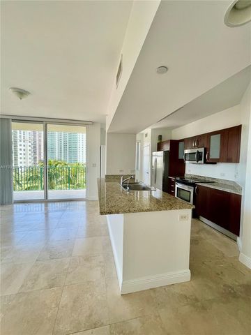 19900 E Country Club Dr 812, Aventura, FL 33180