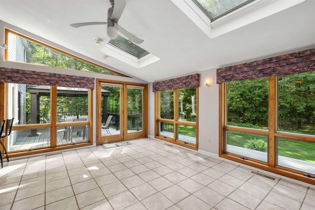 54 Crestwood Drive, Hollis, NH 03049