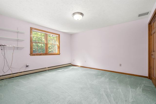 54 Crestwood Drive, Hollis, NH 03049