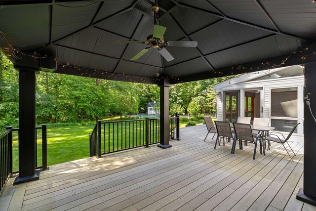54 Crestwood Drive, Hollis, NH 03049