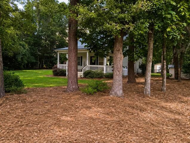 1722 Kenwood Road, Manning, SC 29102