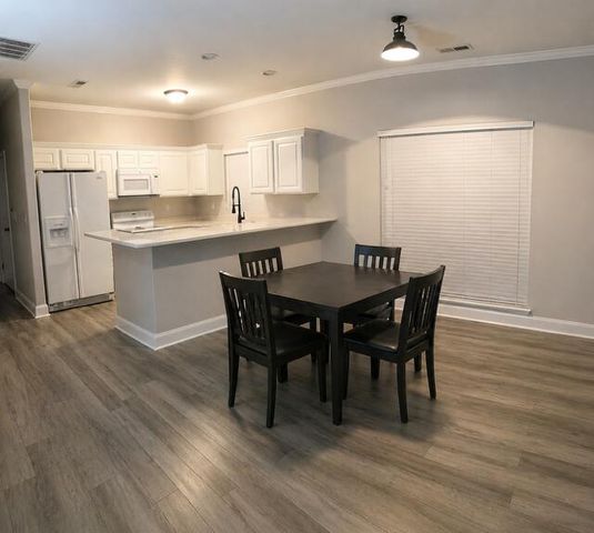 1722 Kenwood Road, Manning, SC 29102