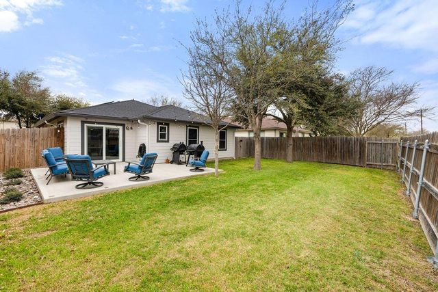 4006 Kings Canyon DR, Taylor, TX 76574