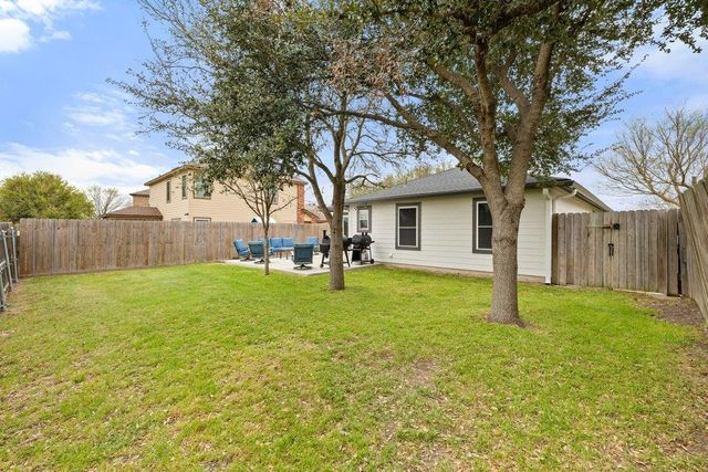 4006 Kings Canyon DR, Taylor, TX 76574