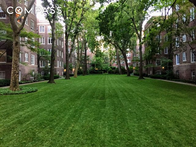 3428 80th St Apt 2, New York City, NY 11372