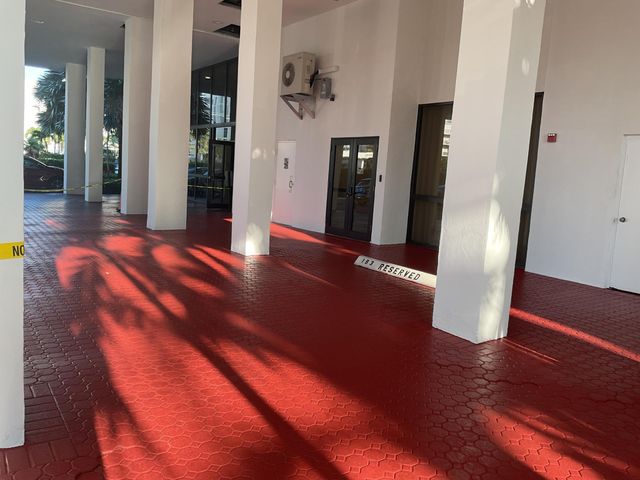3589 S Ocean Boulevard 26, South Palm Beach, FL 33480