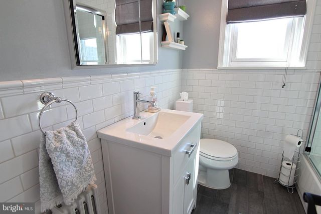 215 W 9TH AVE, Conshohocken, PA 19428