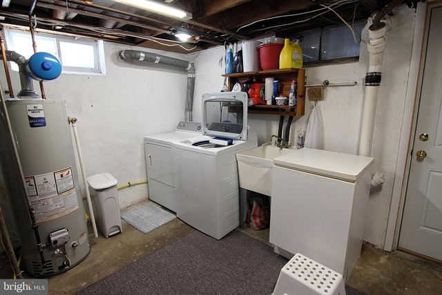 215 W 9TH AVE, Conshohocken, PA 19428