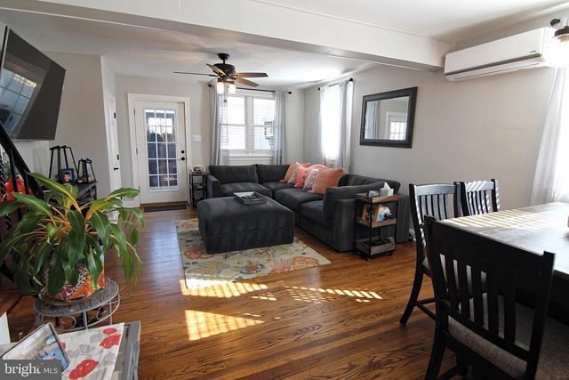 215 W 9TH AVE, Conshohocken, PA 19428