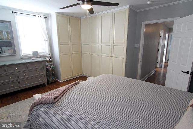 215 W 9TH AVE, Conshohocken, PA 19428