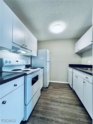 3407 Winkler AVE 308, Fort Myers, FL 33916