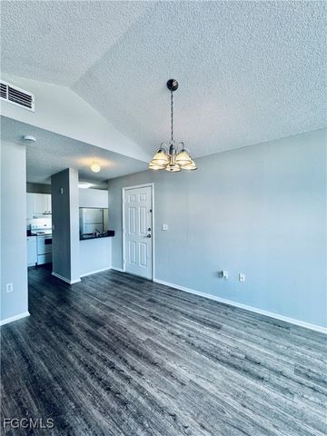 3407 Winkler AVE 308, Fort Myers, FL 33916